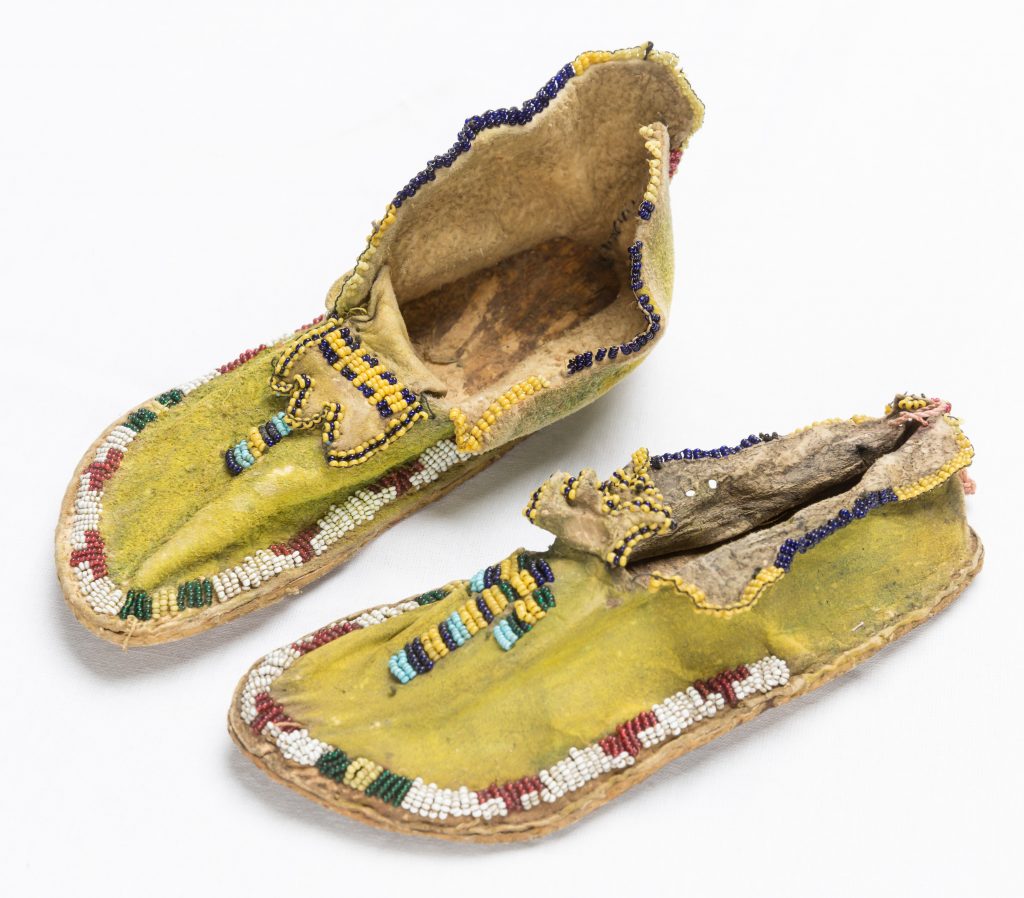 Lakota moccasins