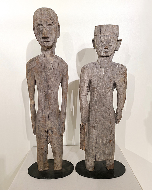 Pair of wooden sculptures